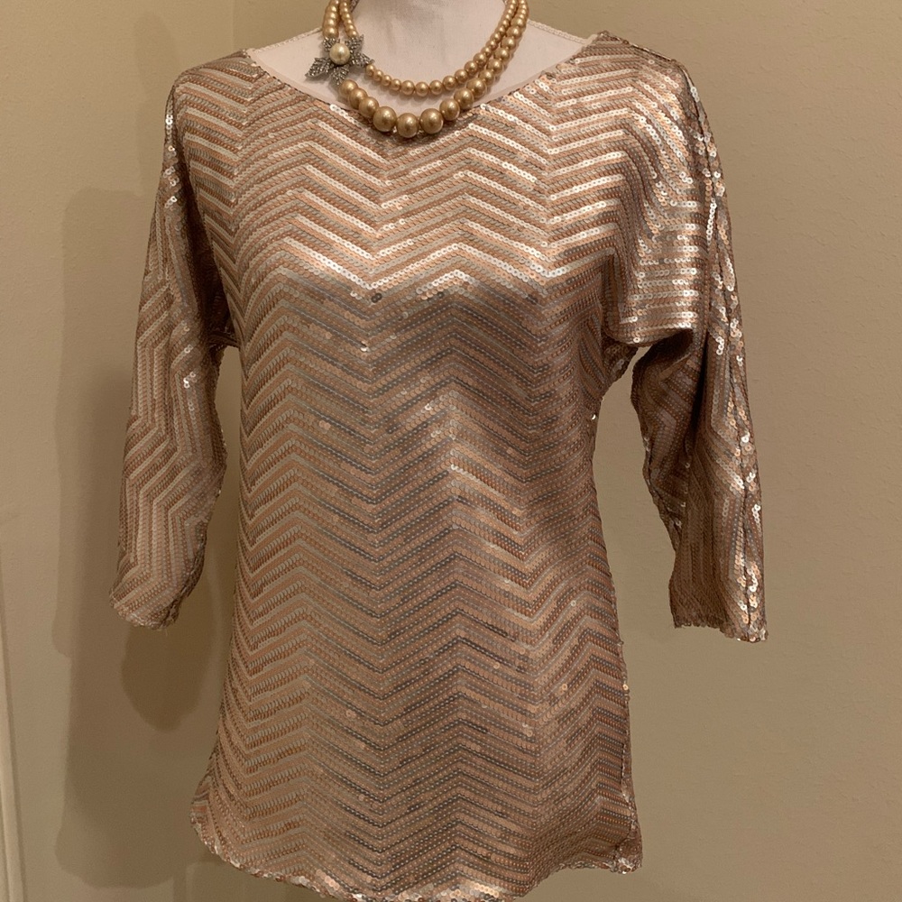 White House Black Market Gold Silver Sequin NWT